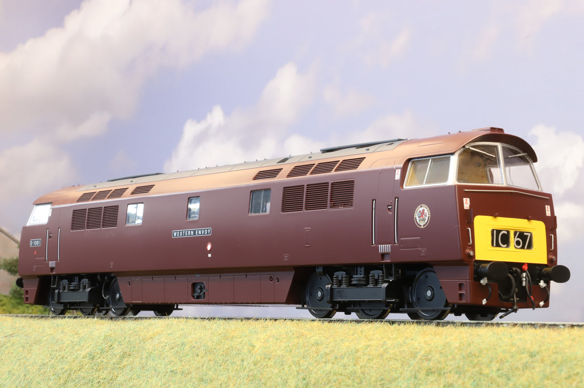 Heljan Finescale O Gauge Class 52 'Western' No.1061 'Western Envoy', BR Maroon