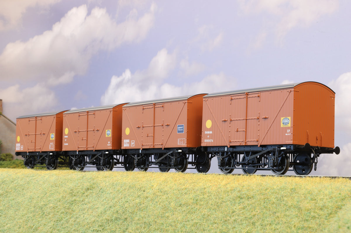 Dapol Finescale O Gauge Rake of 4 x Banana Vans