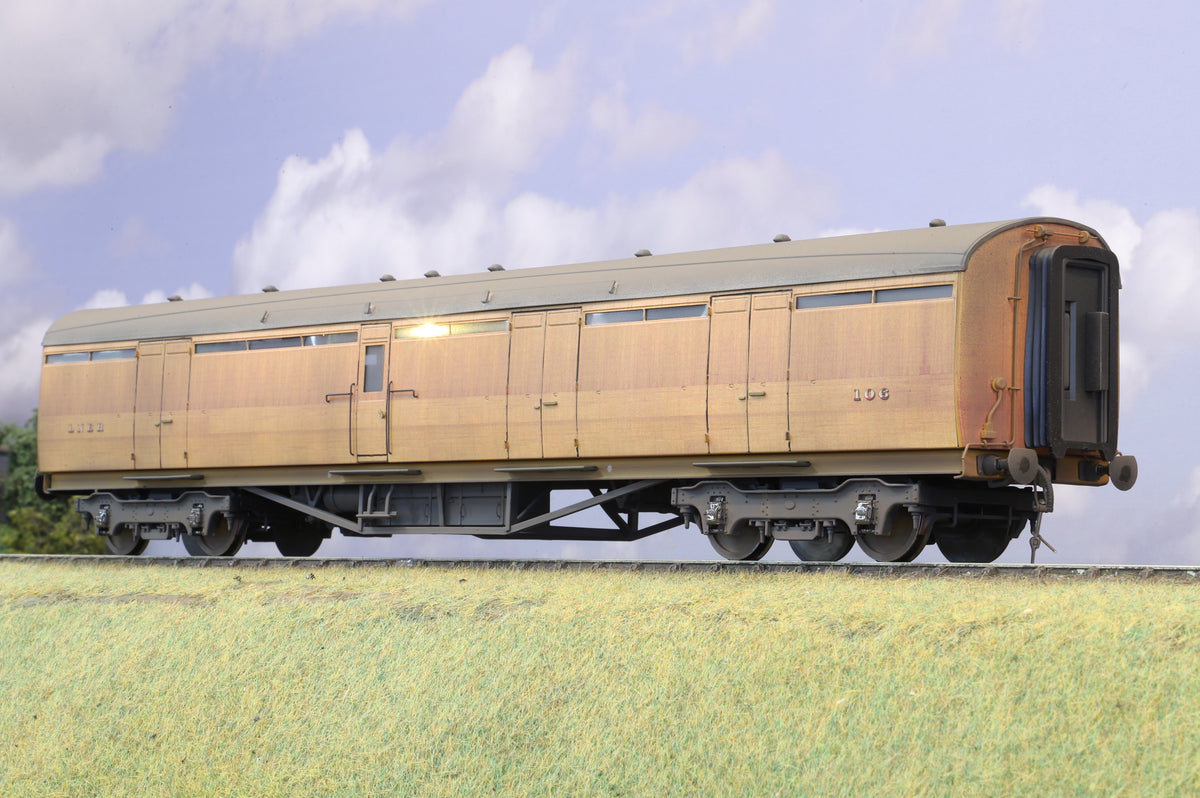Darstaed Finescale O Gauge Thompson BG (Full Brake) Coach Teak No. 106