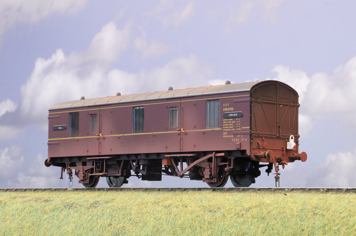 Heljan Finescale O Gauge MK1 CCT BR Lined Maroon (Weathered)