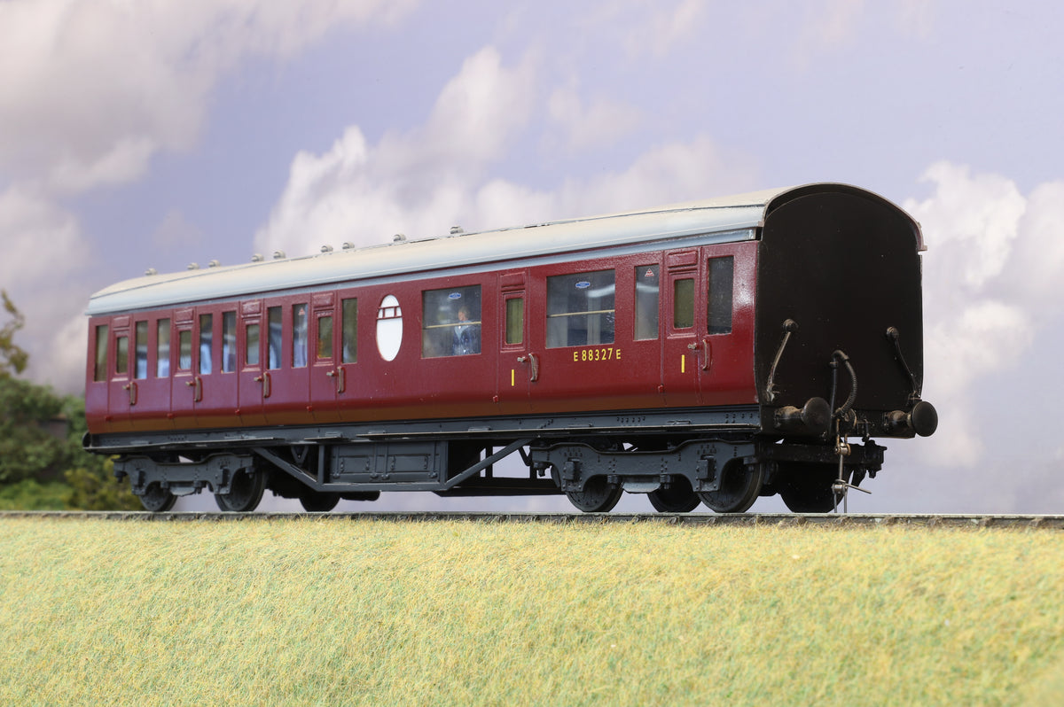 Finescale O Gauge (Kit-Built) Thompson Suburban Composite Lavatory No.E88327E, BR Maroon