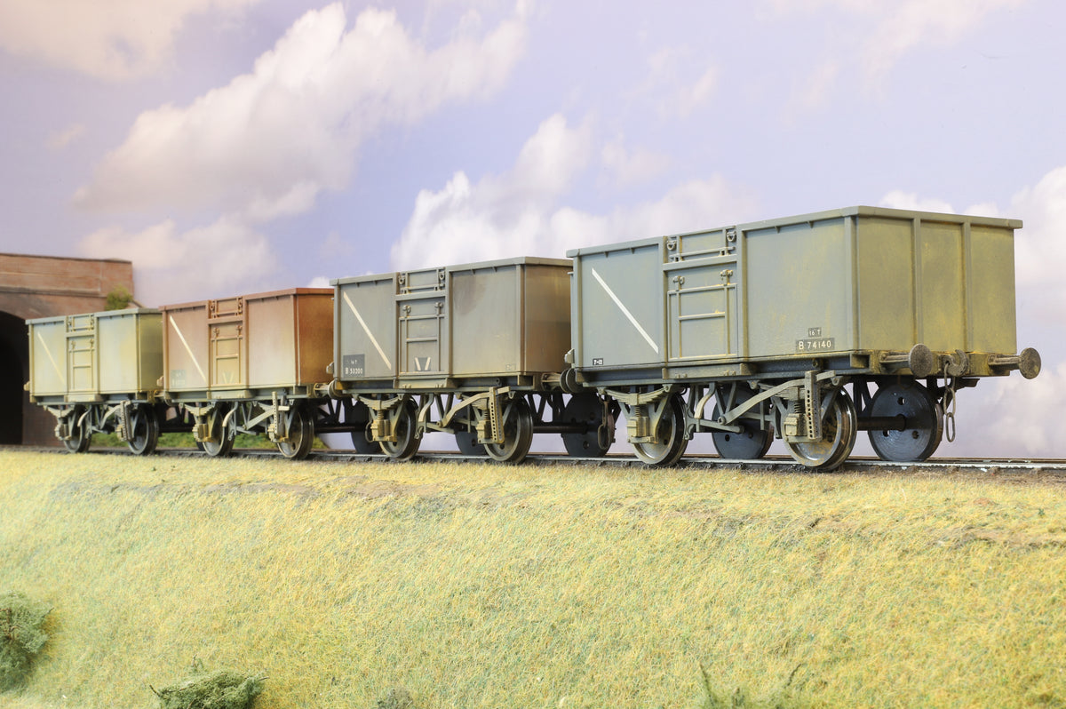 Accucraft Gauge 1 (1:32) Rake of 4 x BR 16T Mineral Wagons, Weathered