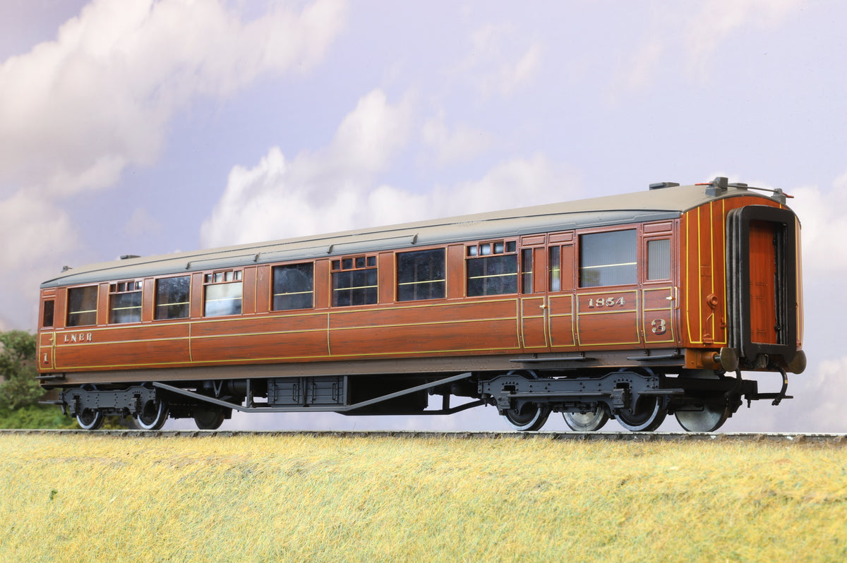 Golden Age Models Finescale O Gauge Gresley LNER Teak Corridor Composite No. 1854