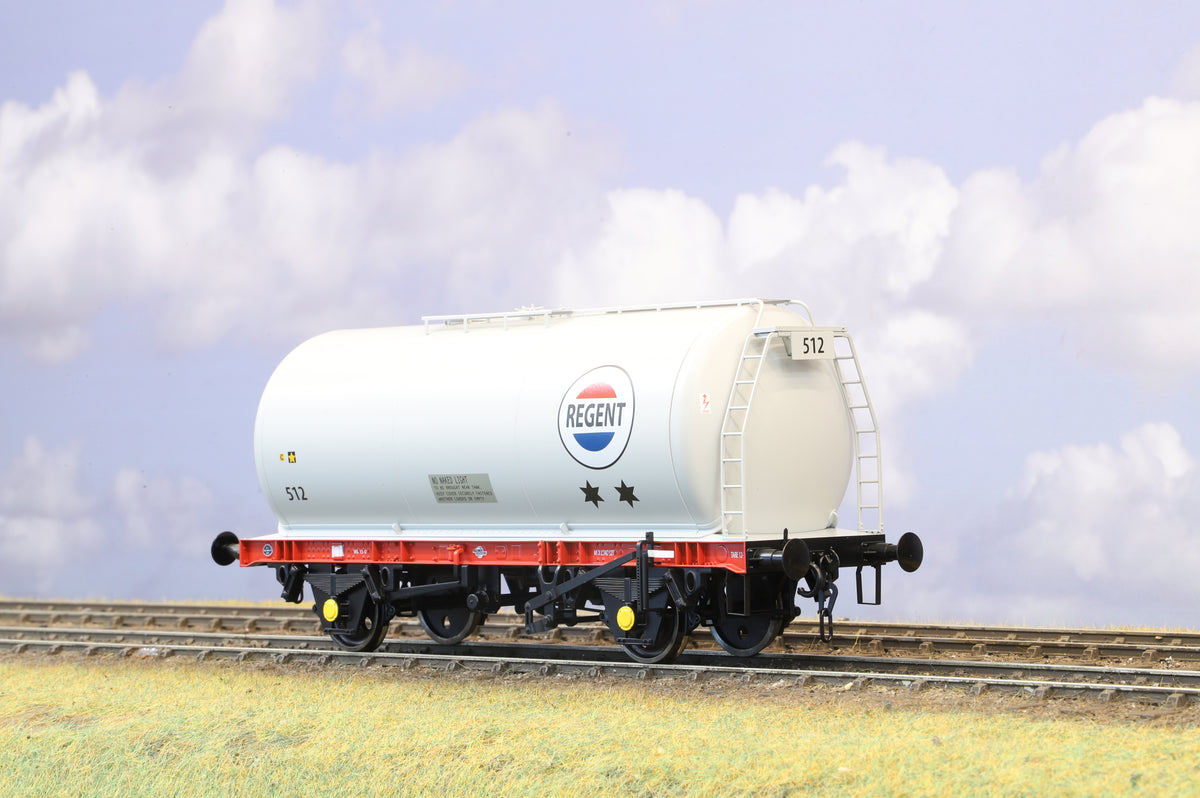 Dapol Finescale O Gauge 45 Ton TTA Tanker in Regent Red/Grey