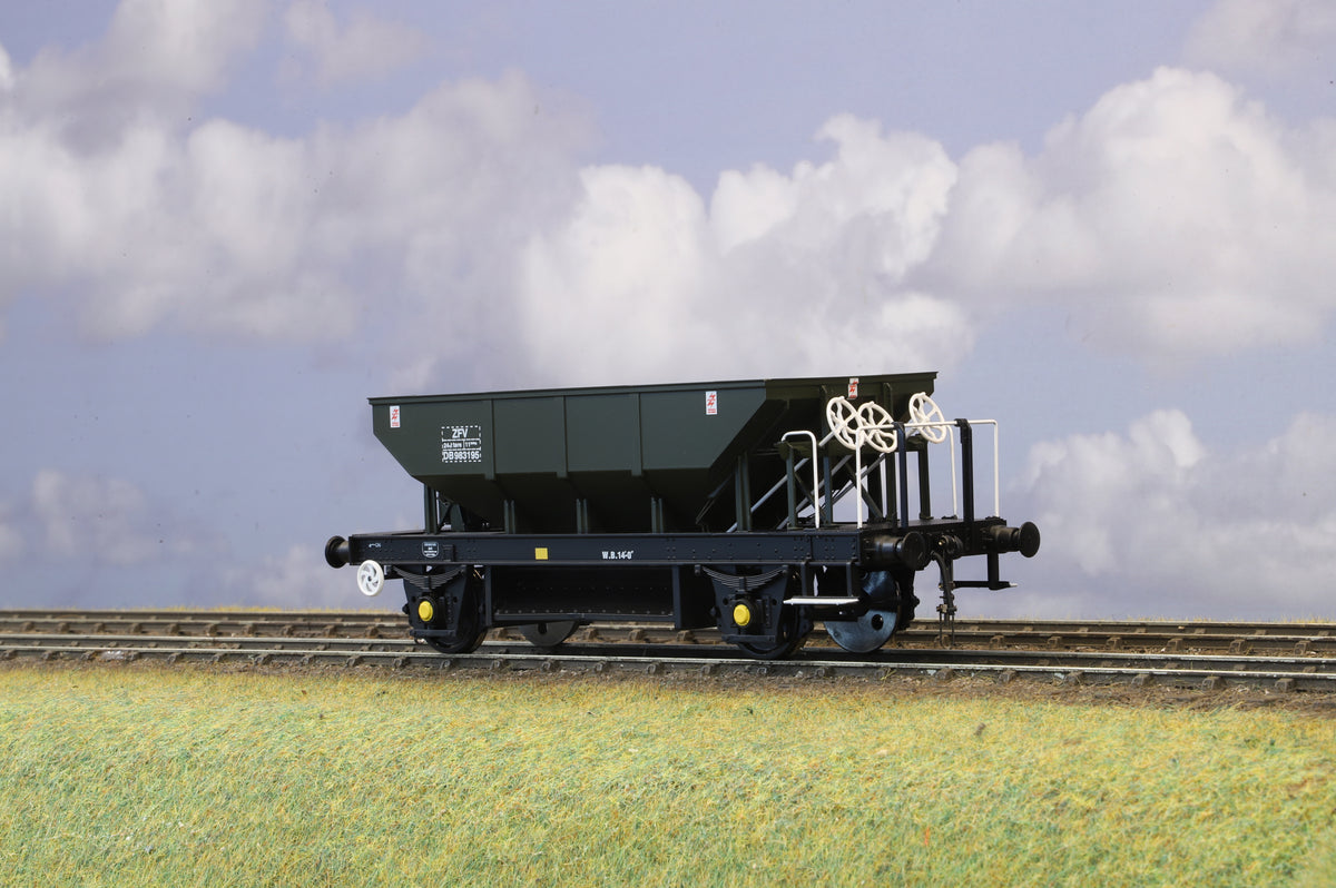 Heljan Finescale O Gauge 'Dogfish' Ballast Wagon No.DB983195 BR Olive (Late) (Ref: 4380)