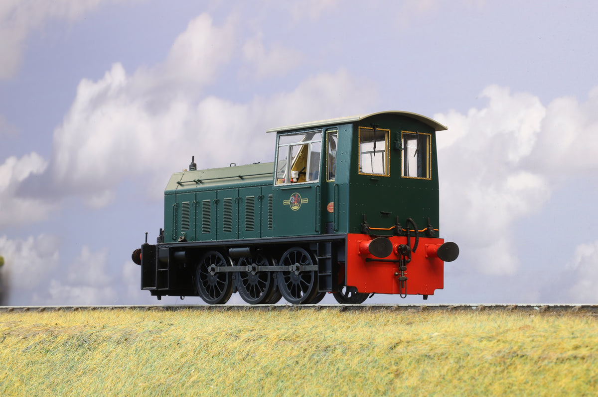 Heljan Finescale O Gauge Class 05 Diesel Shunter BR Green (Late Crest) Unnumbered