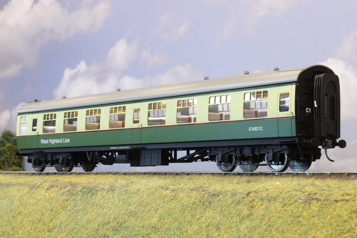 Darstaed Finescale O Gauge BR Mk1 'West Highland Line' TSO No. IC4921C