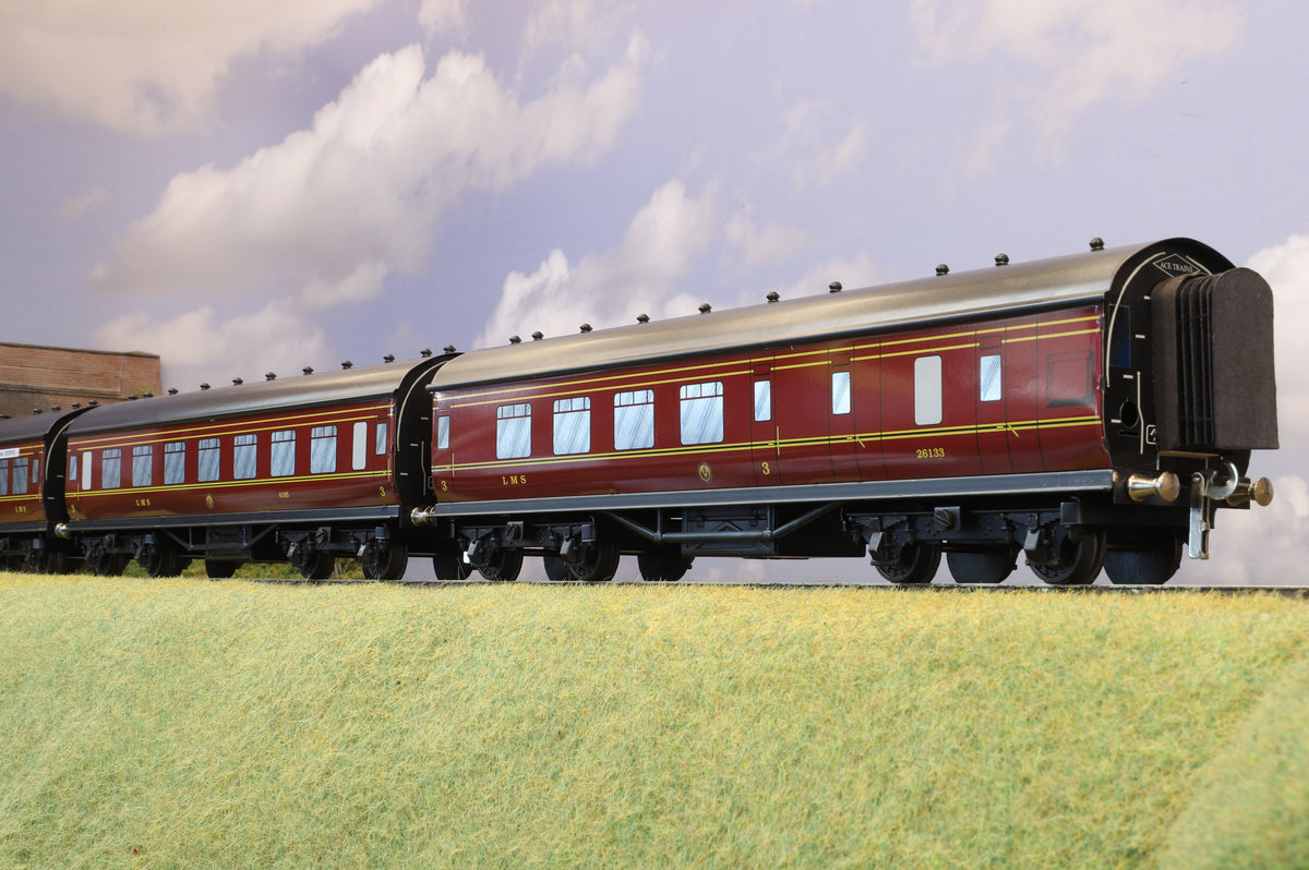 Ace Trains Coarse Scale Rake of Four LMS Coaches (2-/3rail)