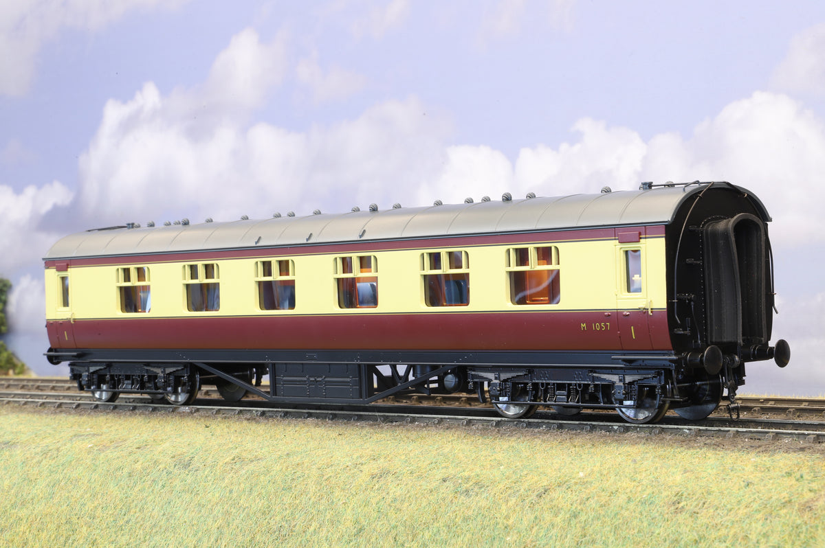 MTH Finescale O Gauge ex-LMS Stanier Open First No. M1057 BR Crimson and Cream