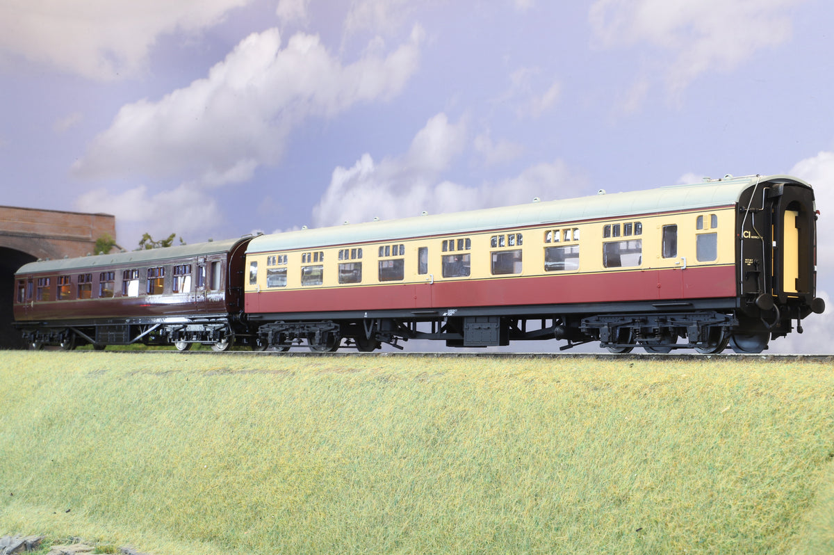 Finescale O Gauge Pair of BR Coaches