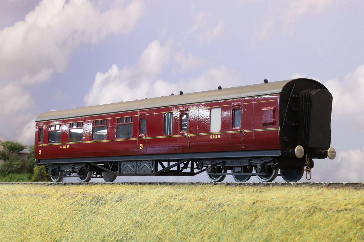 Kit-built Finescale O Gauge LMS Brake Third Corridor No. 5620