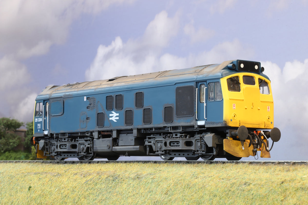 Heljan Finescale O Gauge Class 25/2 BR Blue No.25224 DCC Sound &amp; Weathered