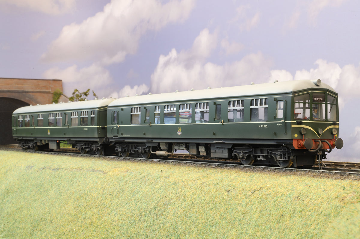 Sancheng/Bachmann Brass Finescale O Gauge Derby Lightweight 2-Car DMU BR Green, DCC Sound & Weathered