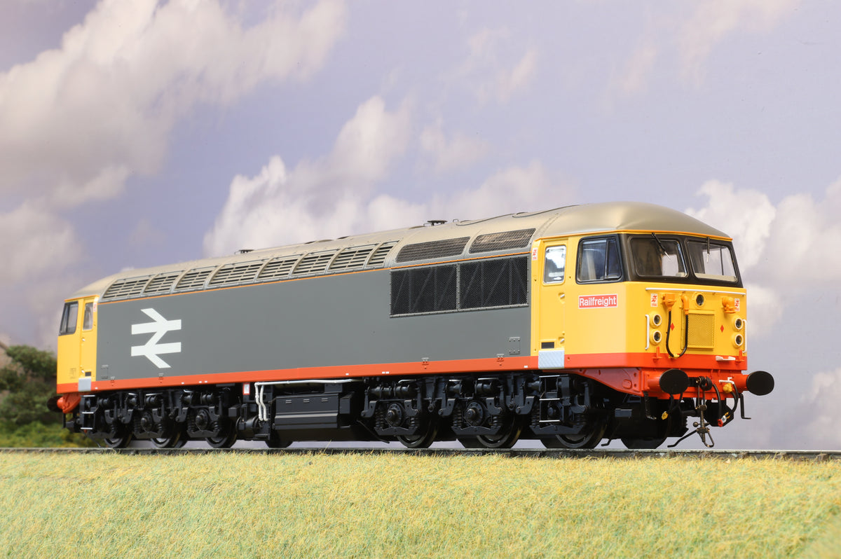 Heljan Finescale O Gauge Class 56 Railfreight (Red Stripe) Unnumbered