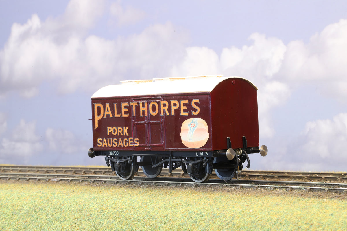CRT Kit-built  Finescale O Gauge Four wheel Sausage Van 'Palethorpes'
