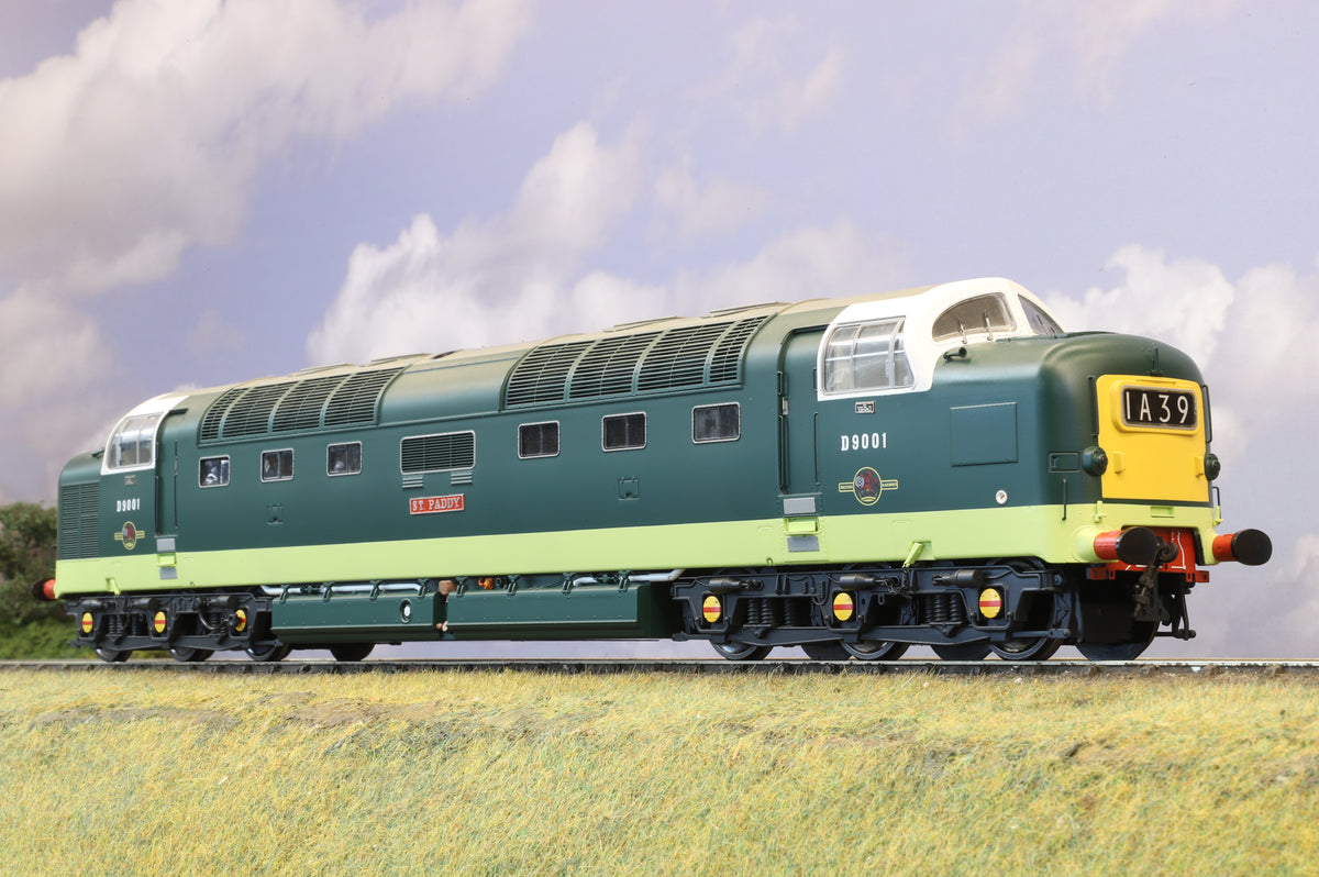 WORKSHOP Finescale O Gauge Heljan Class 55 'Deltic' D9001 'St Paddy' BR Green