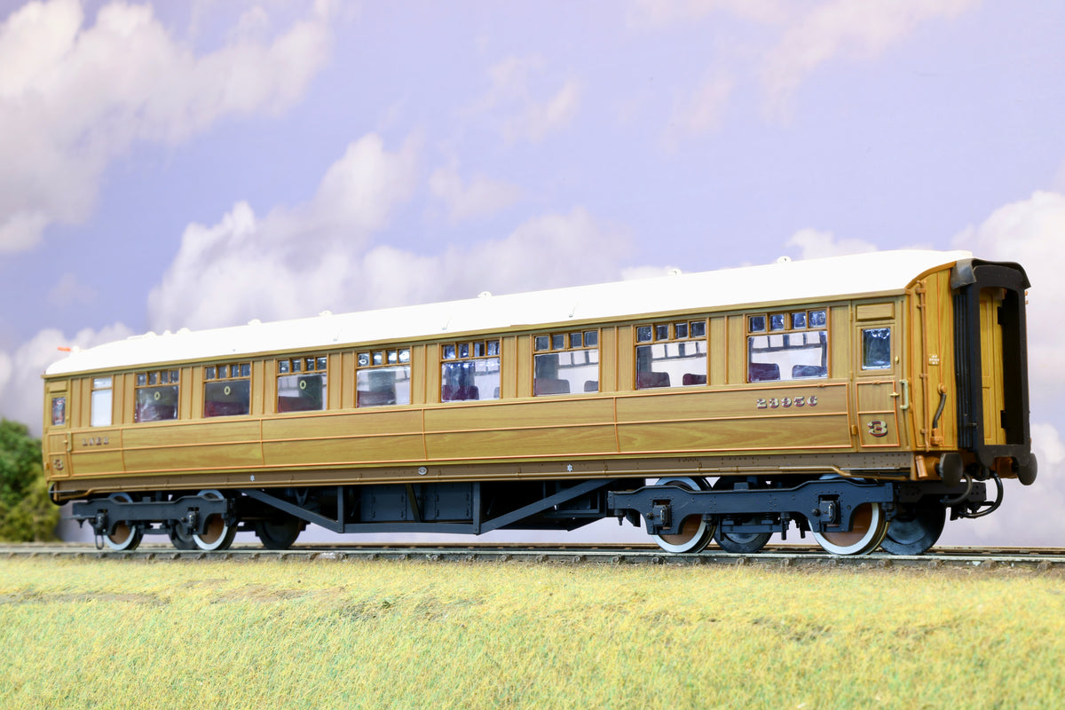 Hattons Finescale O Gauge Gresley Teak Open Third No.23956