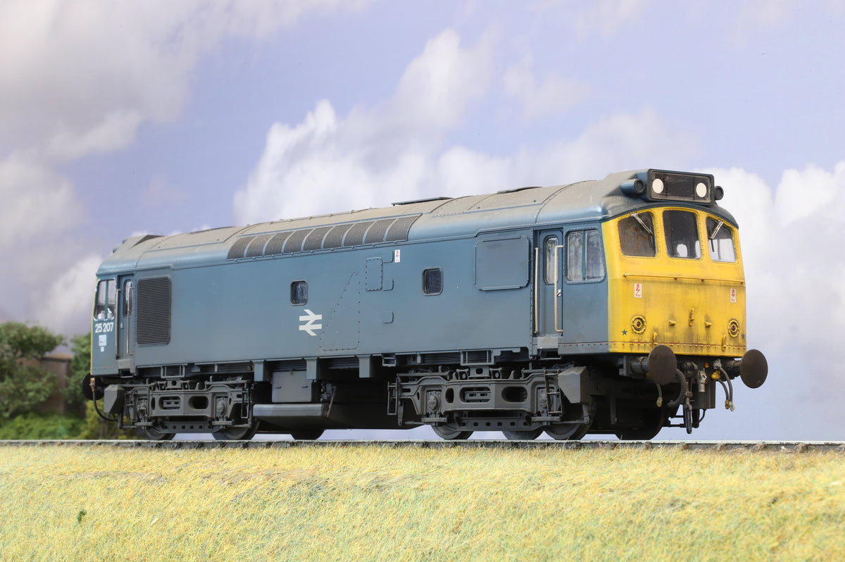 Heljan Finescale O Gauge Class 25/3 BR Blue No.25207 DCC Sound &amp; Weathered