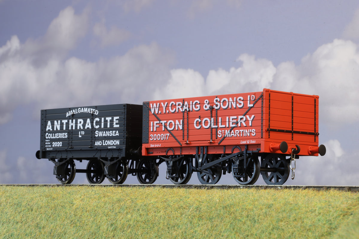 Dapol Finescale O Gauge Pair of 2 Open Wagons (Limited Editions)