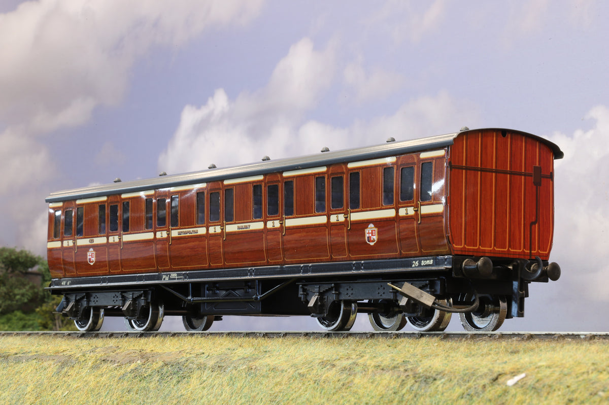 Darstaed Coarse Scale O Gauge Metropolitan Railway First Class Coach (no PIckups)