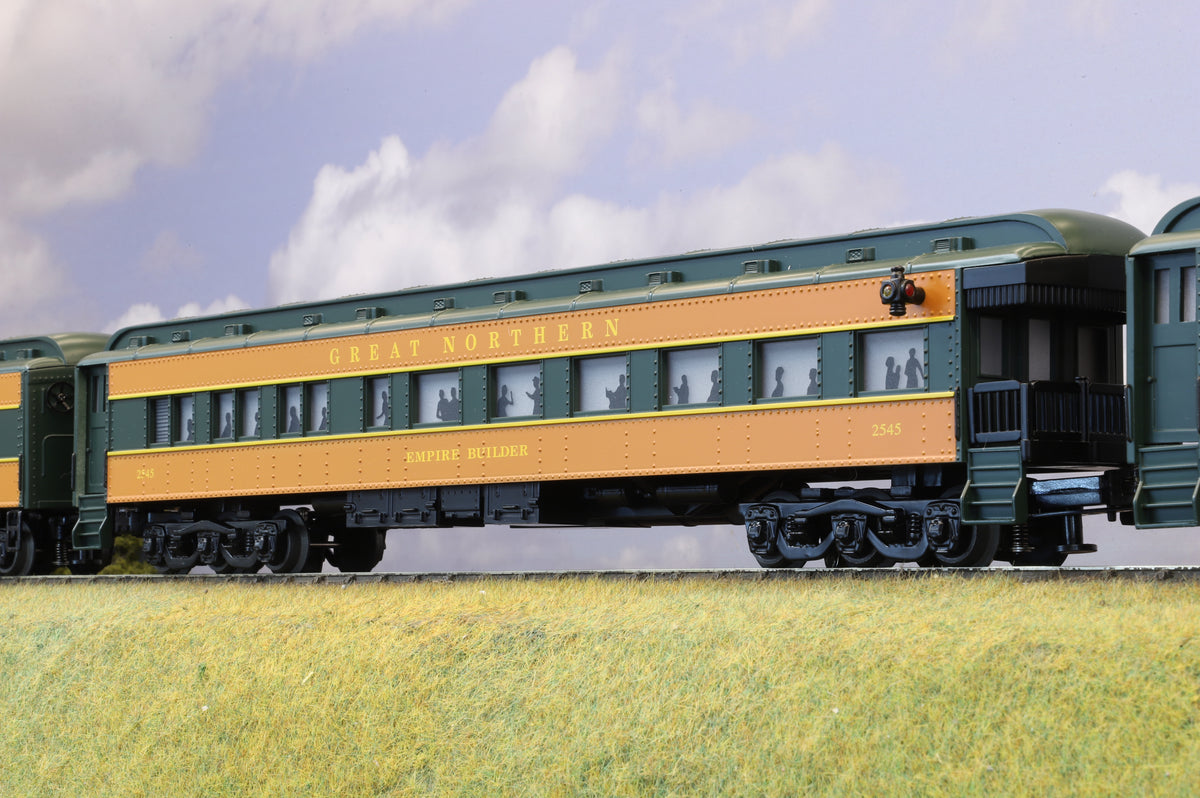 Williams (Bachmann) Coarse Scale O Gauge 4 x 72ft Heavyweight Coaches Great Northern