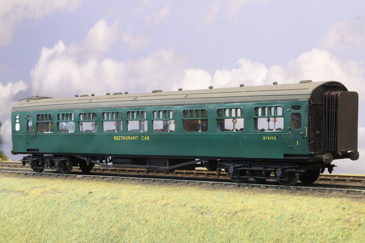 WORKSHOP Finescale O Gauge (Kit/Scratch-Built) Pair of ex-SR Bullied Restaurant/Buffet Cars, BR Malachite Green
