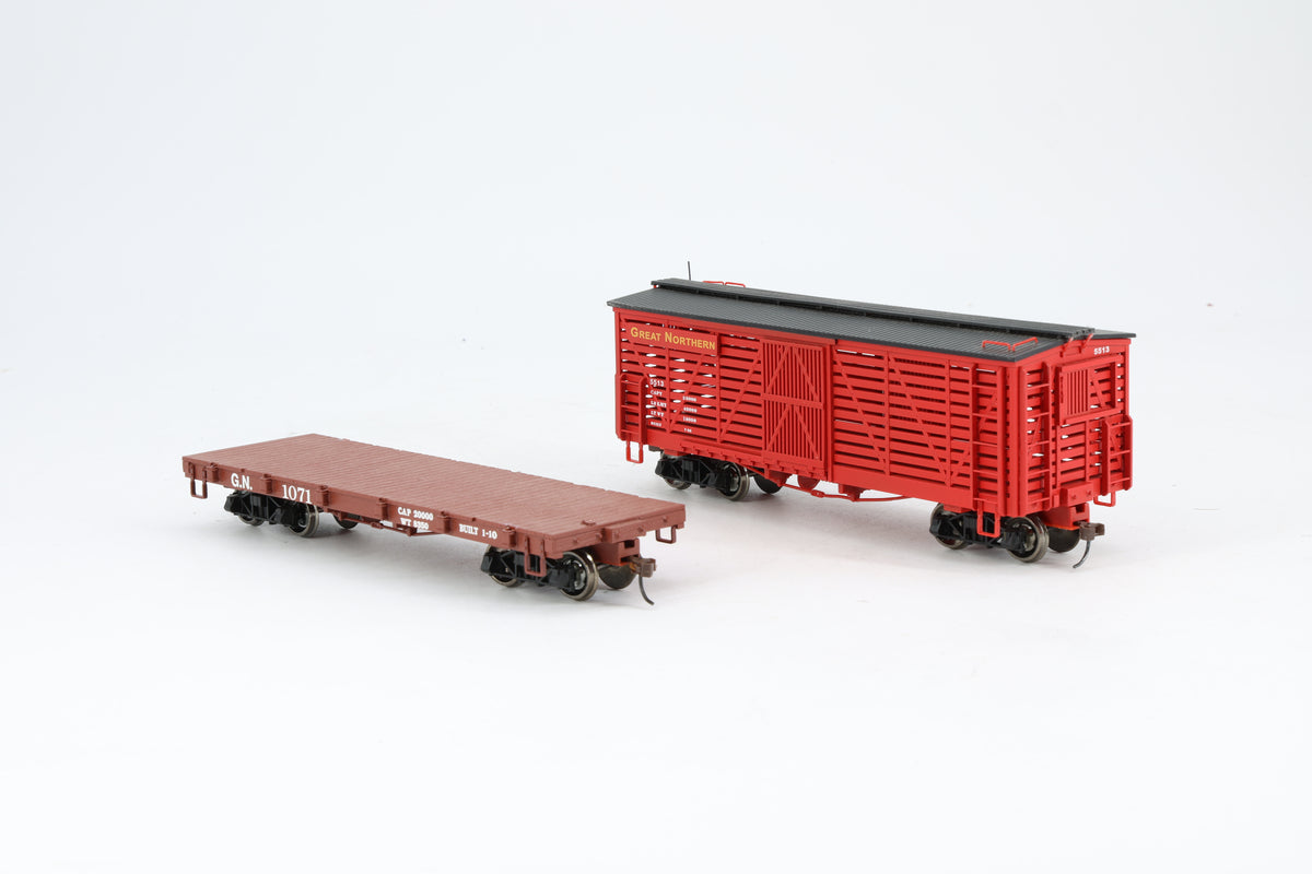 Spectrum/Bachmann On30 Pair of Great Northern Freight Cars