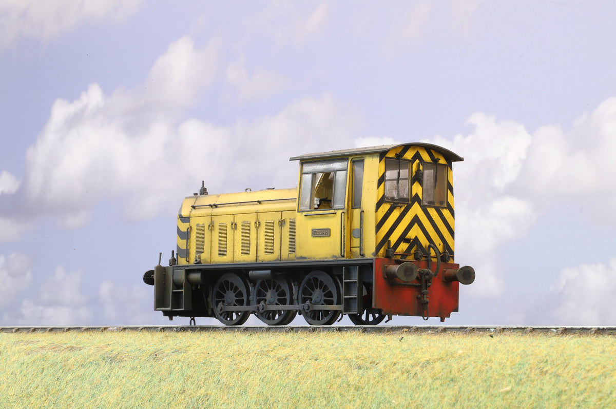 Heljan Finescale O Gauge Class 05 Diesel Shunter CEGB Yellow 'Elijah' (Pro Weathered)