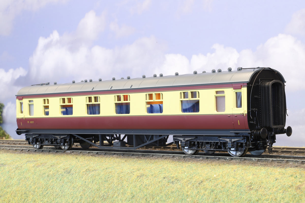 MTH Finescale O Gauge ex-LMS Stanier Open First No. M1057 BR Crimson and Cream