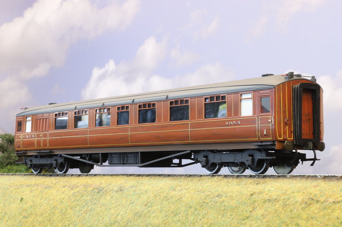 Golden Age Models Finescale O Gauge Gresley LNER Teak Corridor Composite No. 1854