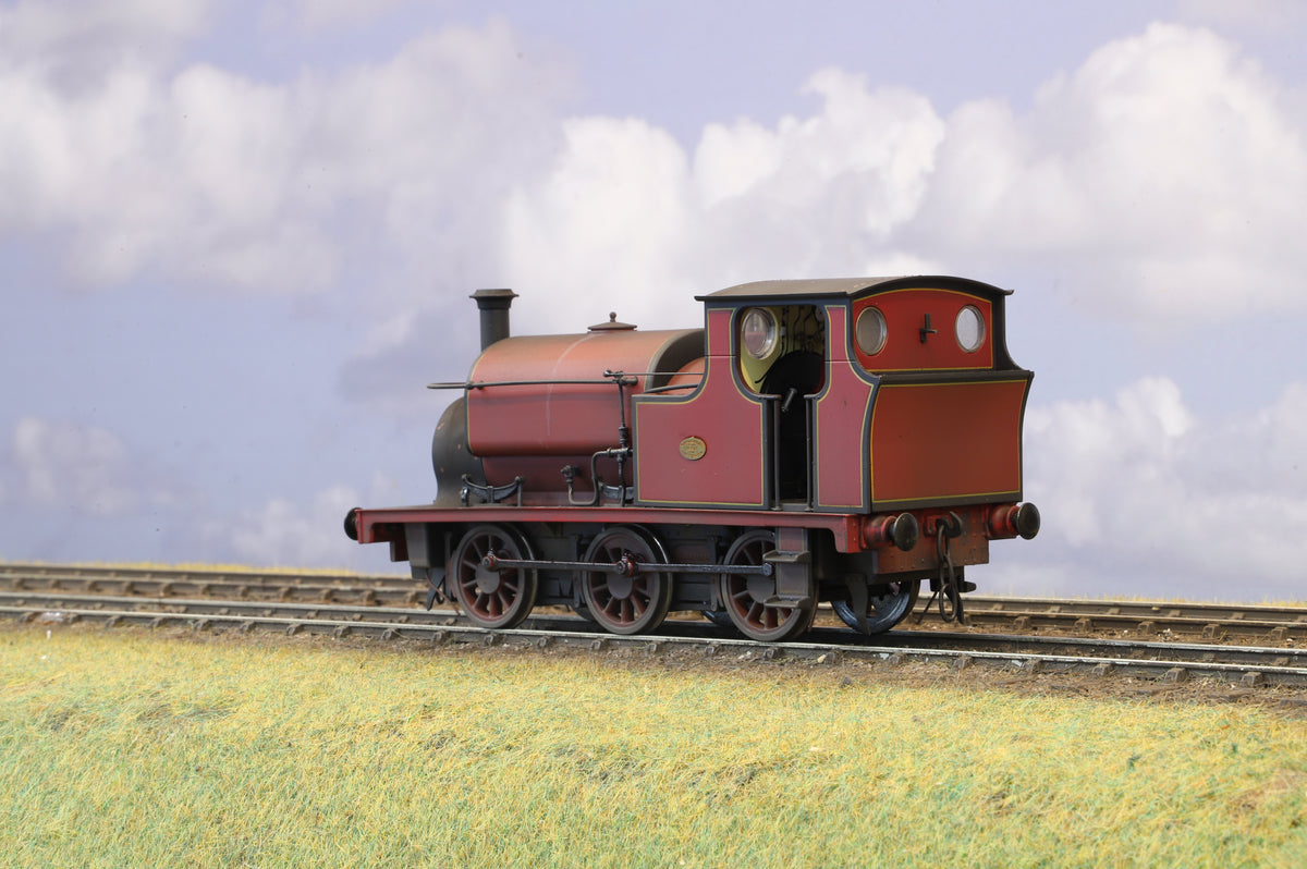 Ixion Finescale O Gauge Hudswell Clarke Standard Contractor's Tank Lined Red, Pro-Weathered