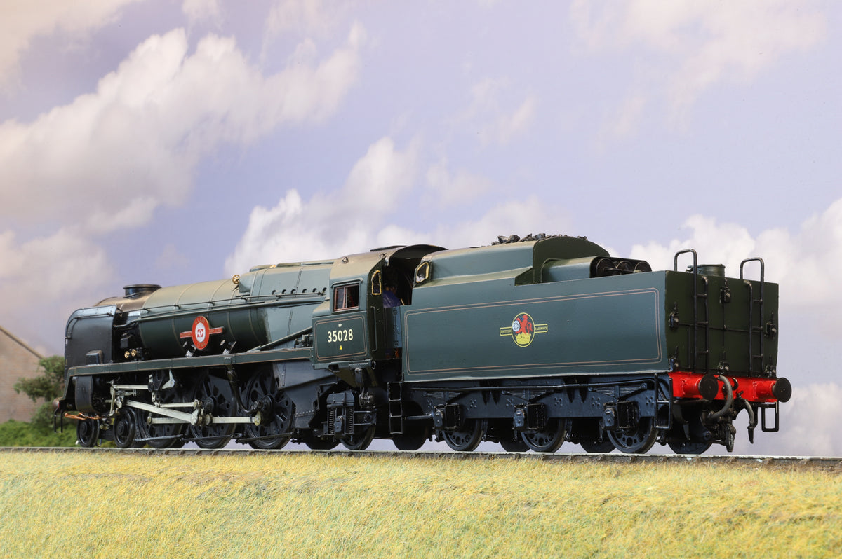 Finescale O Gauge (Kit-Built) Merchant Navy Class 4-6-2 No. 35028 &#39;Clan Line&#39; As Preserved