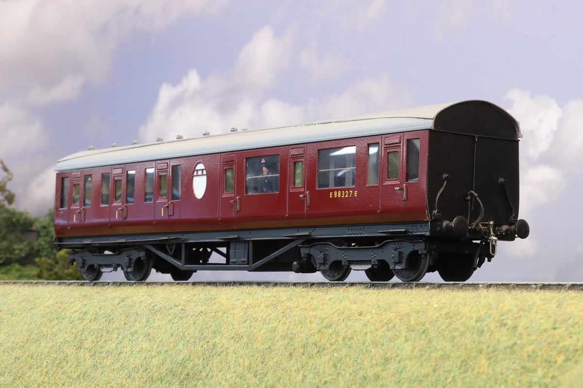 Finescale O Gauge (Kit-Built) Thompson Suburban Composite Lavatory No.E88327E, BR Maroon
