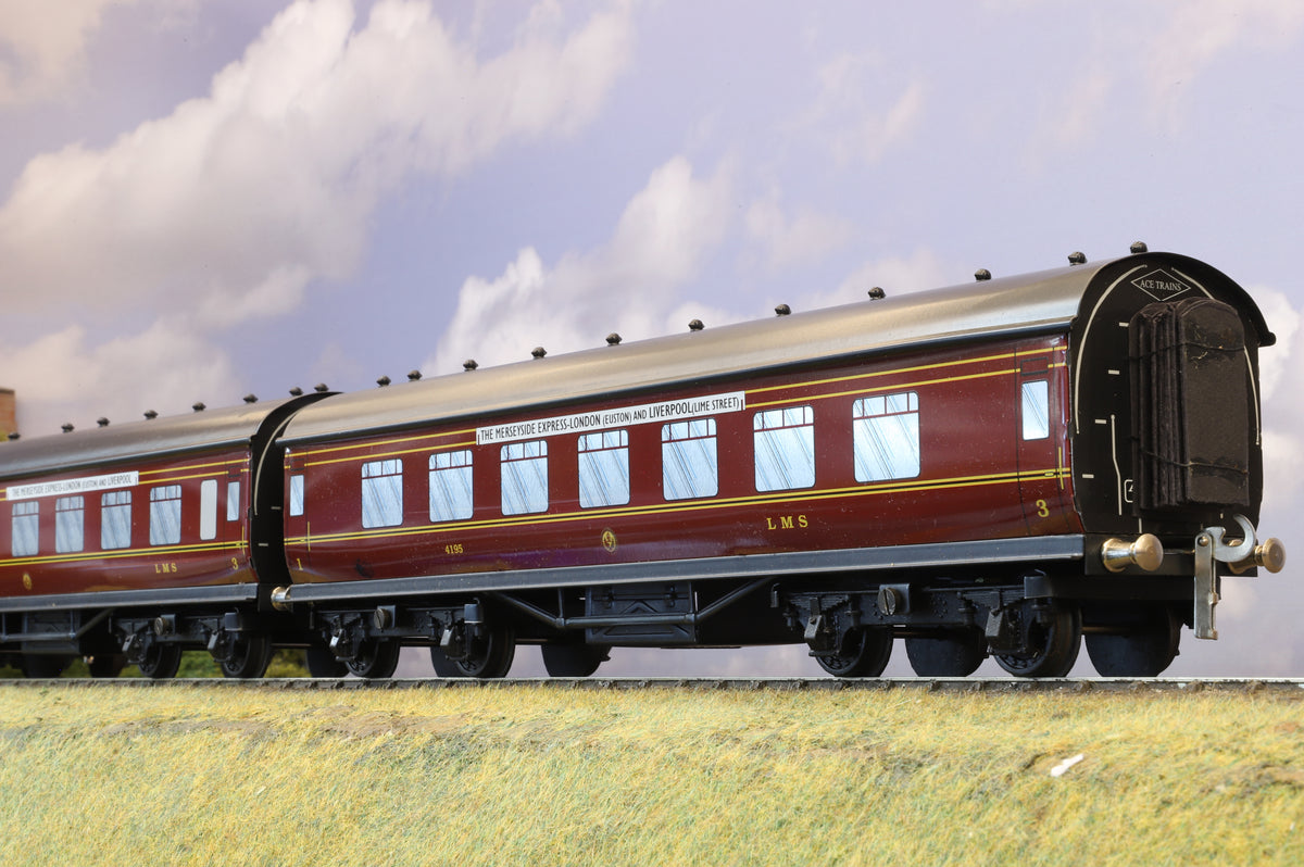 Ace Trains Coarse Scale O Gauge Rake of Five LMS 'Merseyside Express' Coaches. 2/3 Rail