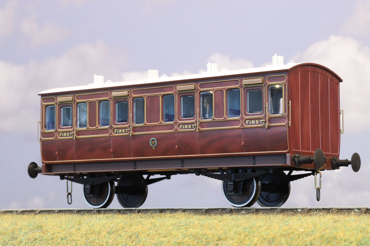 Dapol Finescale O Gauge Stroudley 4-Wheel Suburban First (Oil Lit)