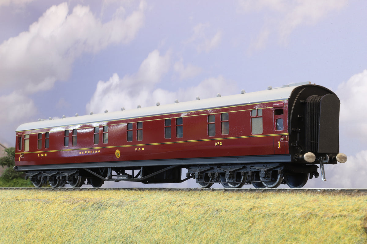 Kit-built Finescale O Gauge LMS Twelve wheel Sleeping Car, No.372