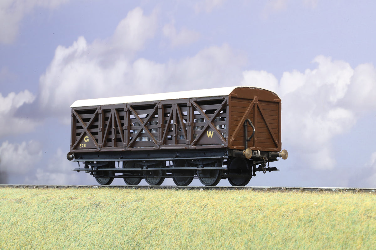 Finescale O Gauge (Kit-Built) GWR 6 Wheel Low Siphon, GWR Brown