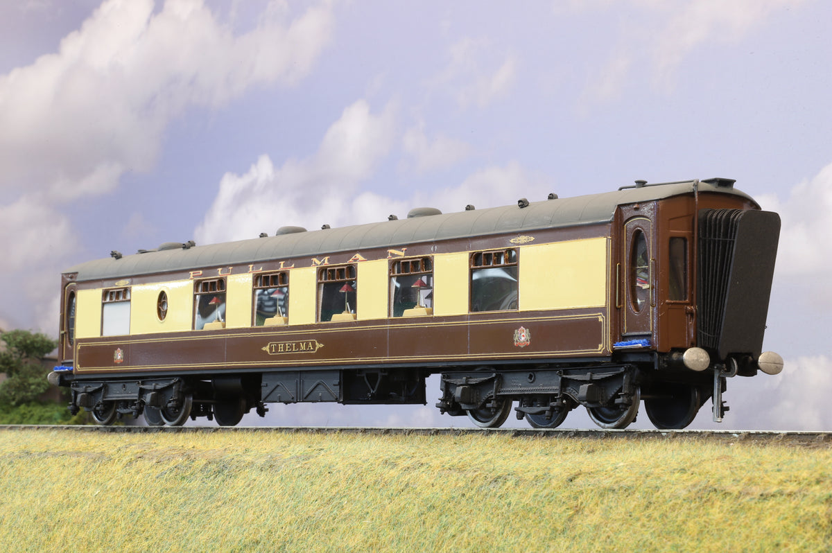 Kit-built Finescale O Gauge Pullman Kitchen Car &#39;Thelma&#39;