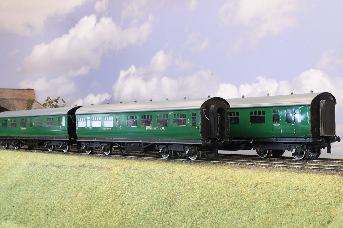 Darstead Coarse Scale O Gauge SR Bulleid Set B Coaches