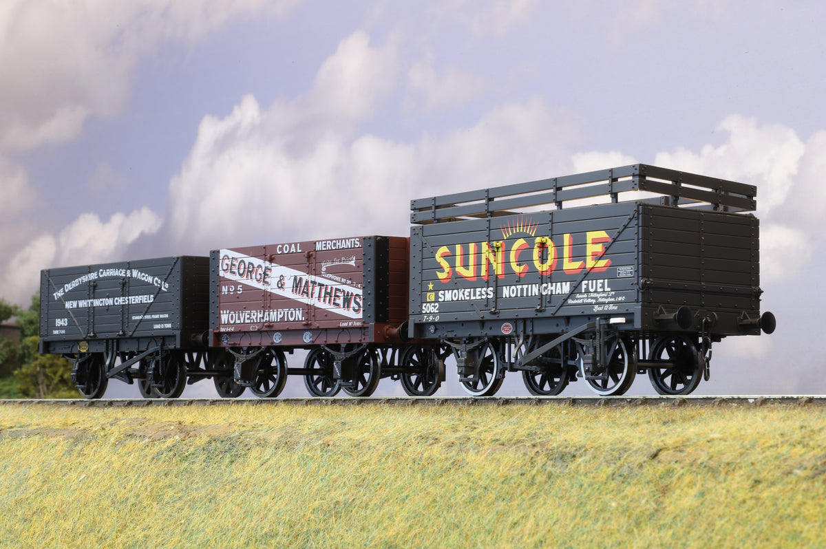 Rake of Three Dapol/Lionheart  Finescale O Gauge Wagons