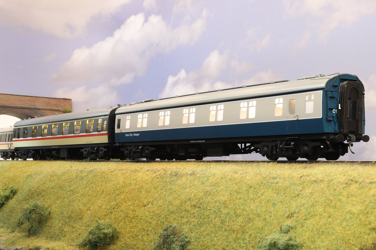 Darstaed Finescale O Gauge Pack of 4 MK1 Coaches (BCK, RU, RFO, SLF/S) 3 BR Intercity + 1  Blue &amp; Grey (Unnumbered) Commonwealth Bogies