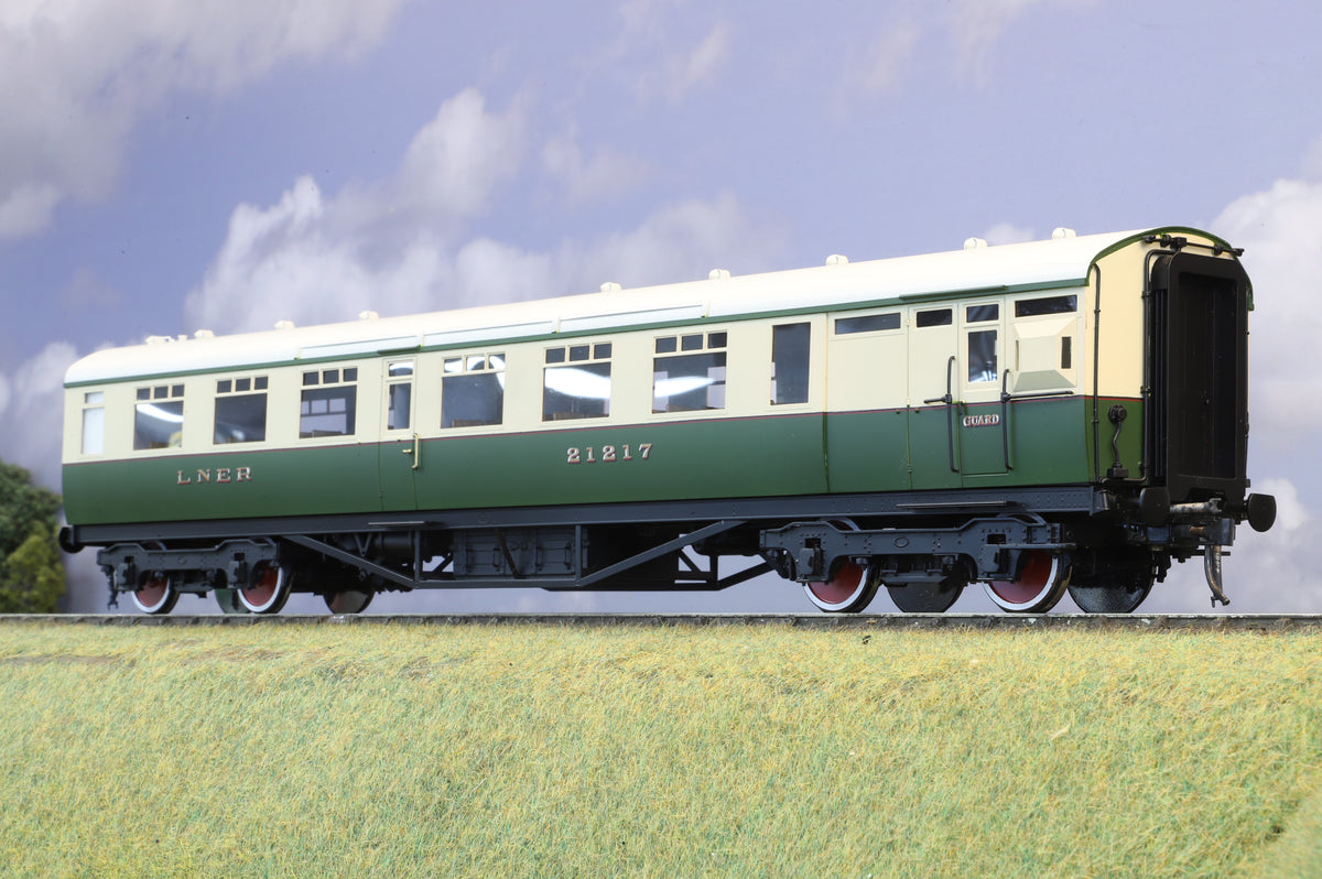 Kemilway Finescale O Gauge LNER Tourist Brake Third Open No. 21217