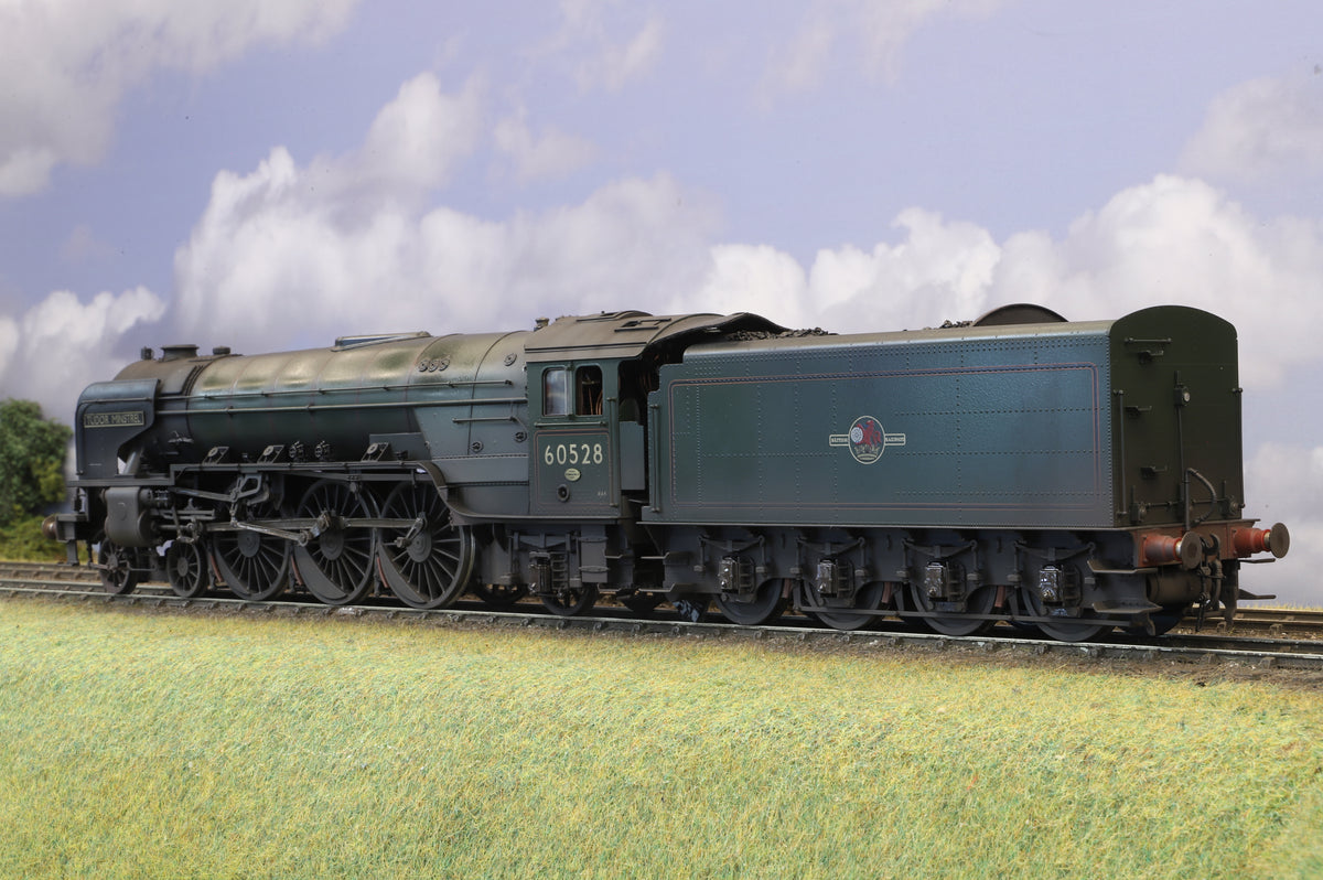 Golden Age Models Finescale O Gauge Peppercorn Class A2 No. 60528 'Tudor Minstrel' BR Green Late Crest DCC Sound & Smoke + Darstaed Rake of 5 Thompsons Pro-Weathered