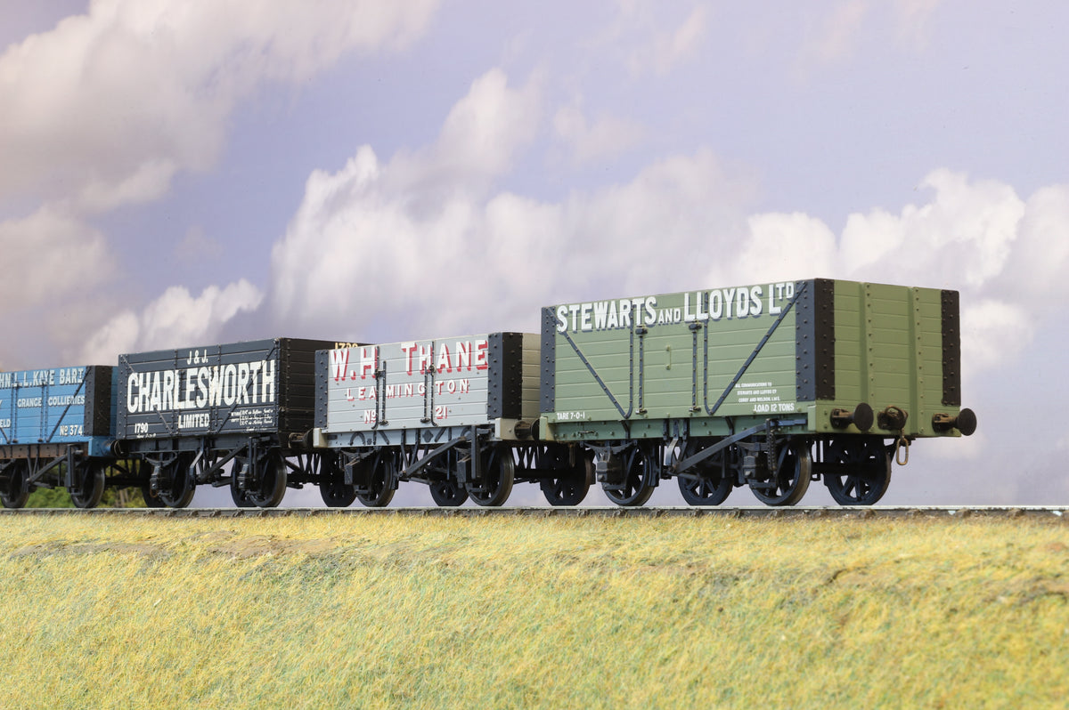 Slater's Finescale O Gauge (Kit-Built) Rake Of Five Private Owners Wagons