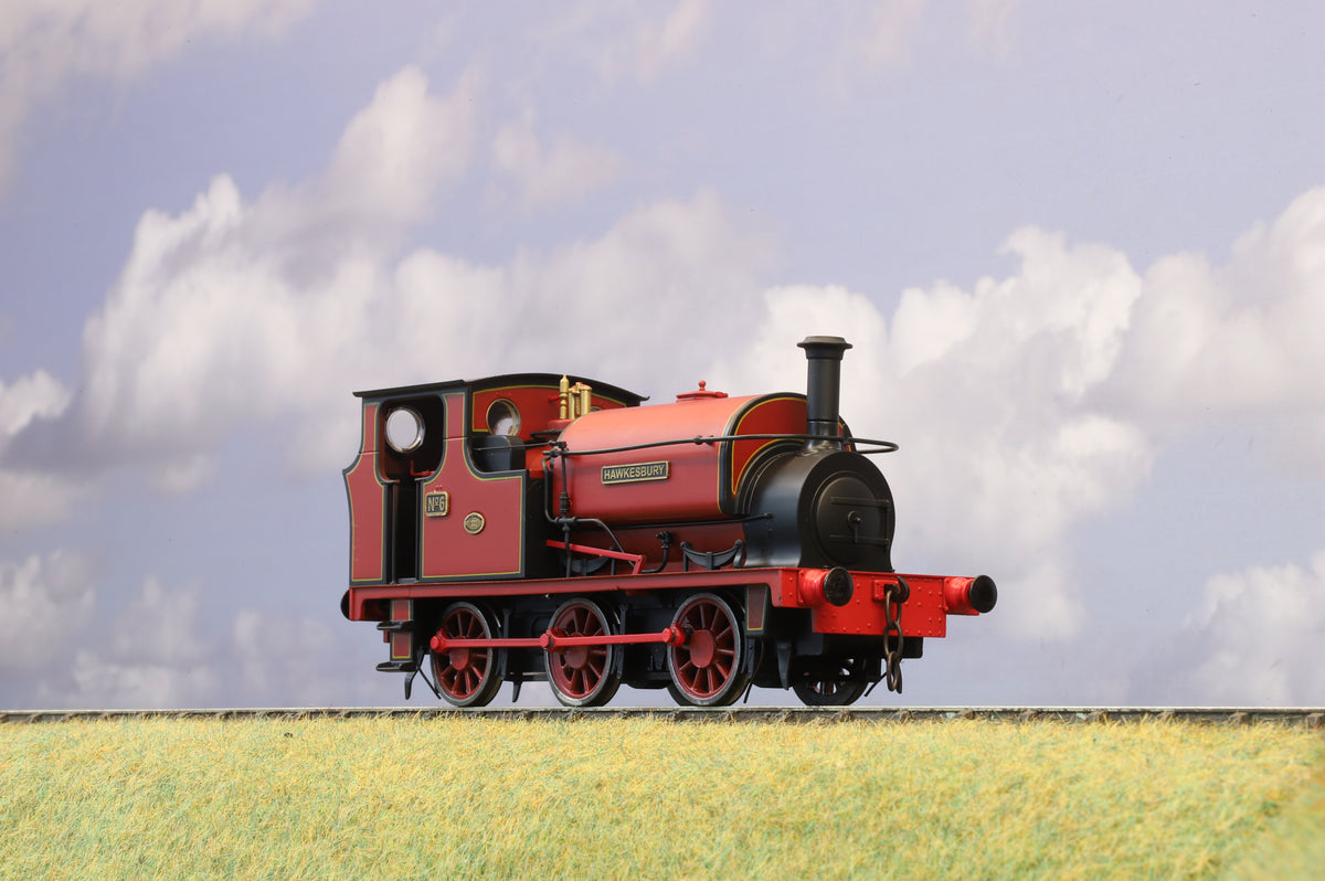 Ixion Finescale O Gauge Hudswell Clarke Standard Contractor's Tank No. 6 'Hawkesbury', Lined Red