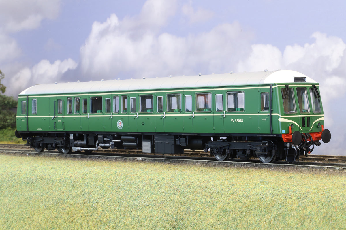 Dapol Finescale O Gauge Class 122 Railcar No. W55018 BR Green with Speed Whiskers (DCC Ready, 22 Pin)