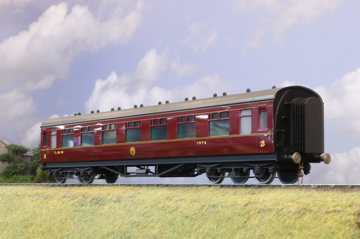 Kit-built Finescale O Gauge LMS Third Corridor No.1579