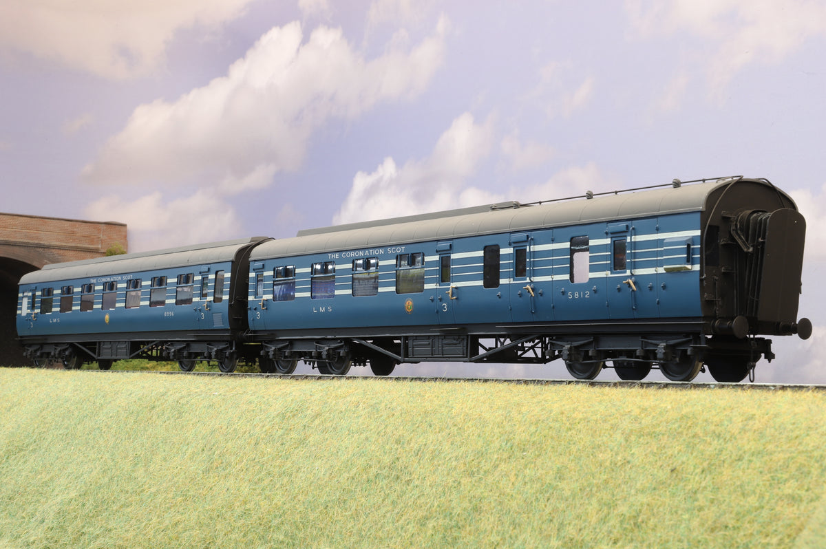 Finescale O Gauge Rake of 9 x Sidelines Kit-built Coronation Scot Coaches