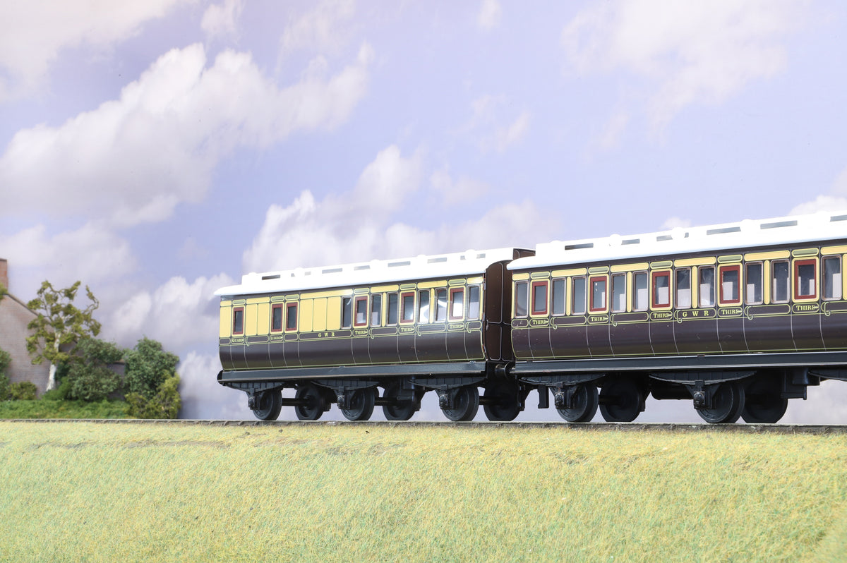Ace Trains Coarse Scale O Gauge Rake of Four GWR 6 Wheel Clerestory Coaches, 3 rail operation