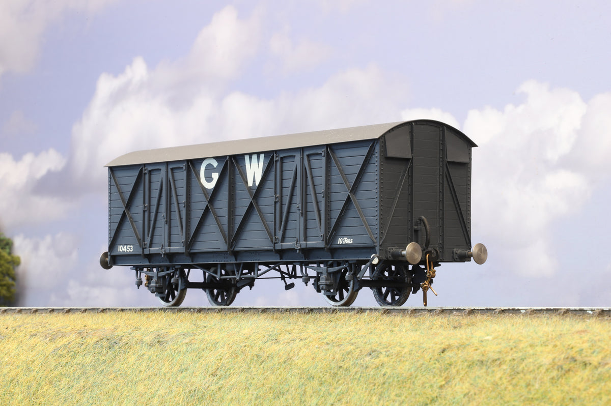 DJB Finescale O Gauge (Kit-Built) GWR 10 Ton Box Van &#39;10453